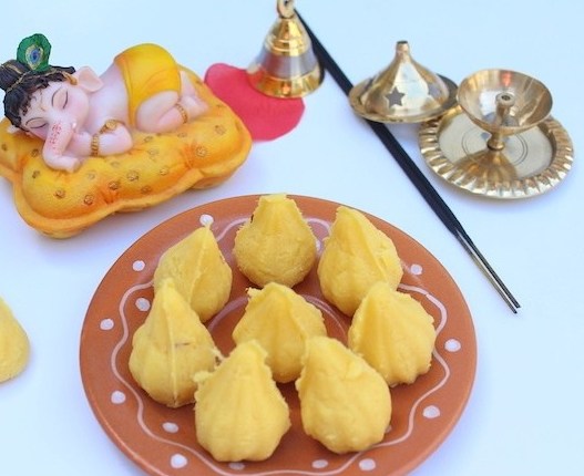 Microwave Mawa Mango Mothak For Ganesh Chaturthi